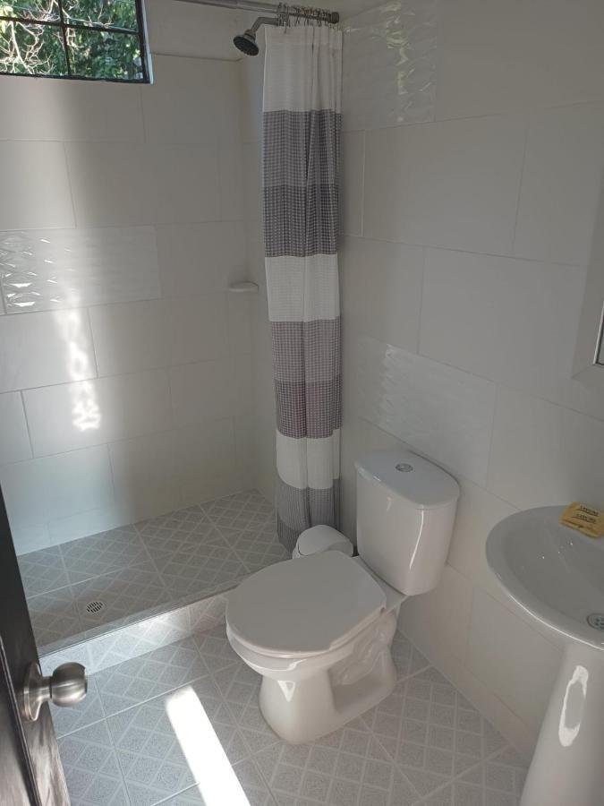 Hotel Villa Maritza Melgar Esterno foto