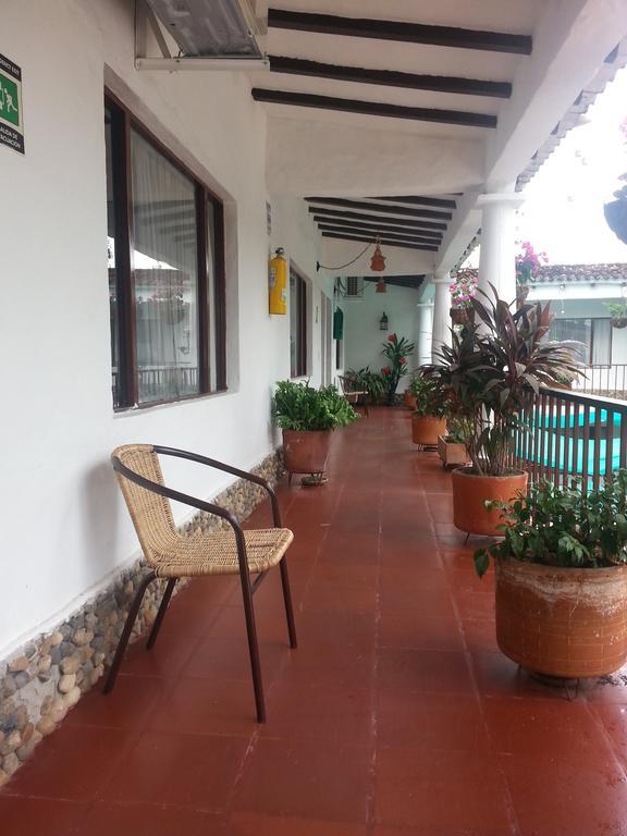 Hotel Villa Maritza Melgar Esterno foto