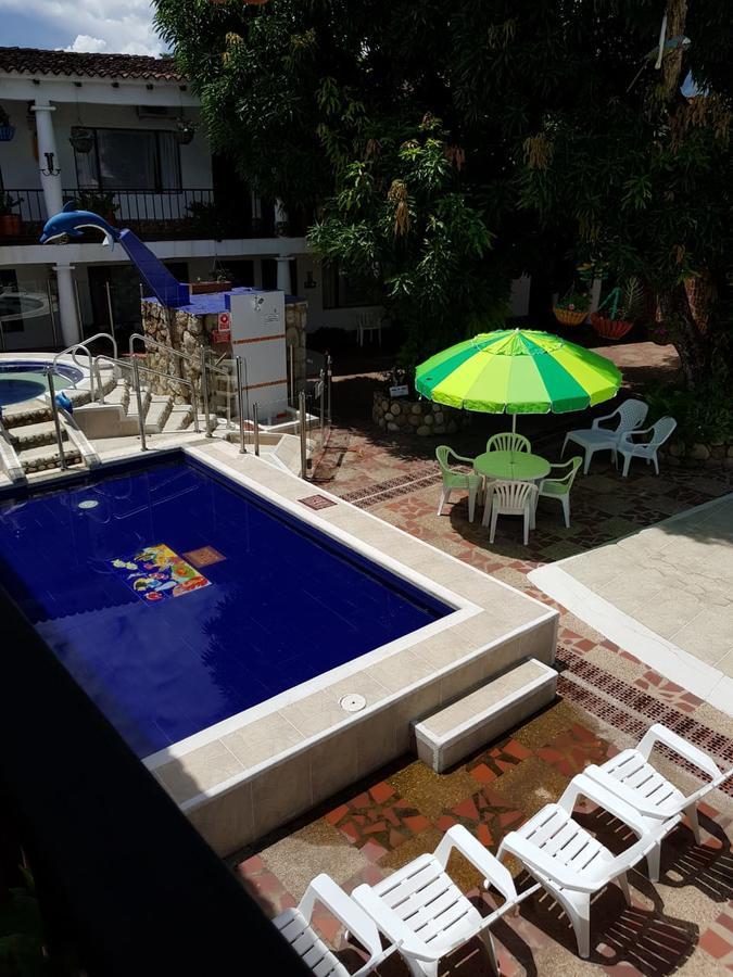 Hotel Villa Maritza Melgar Esterno foto